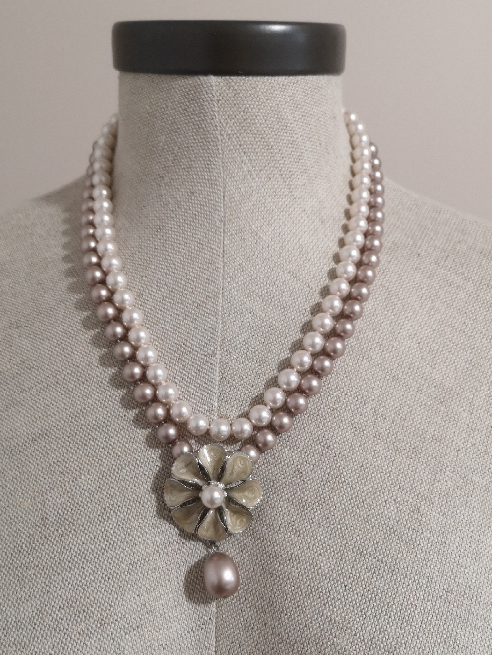 Elegant Two-Strand Pink Pearl Necklace with Floral Pendant